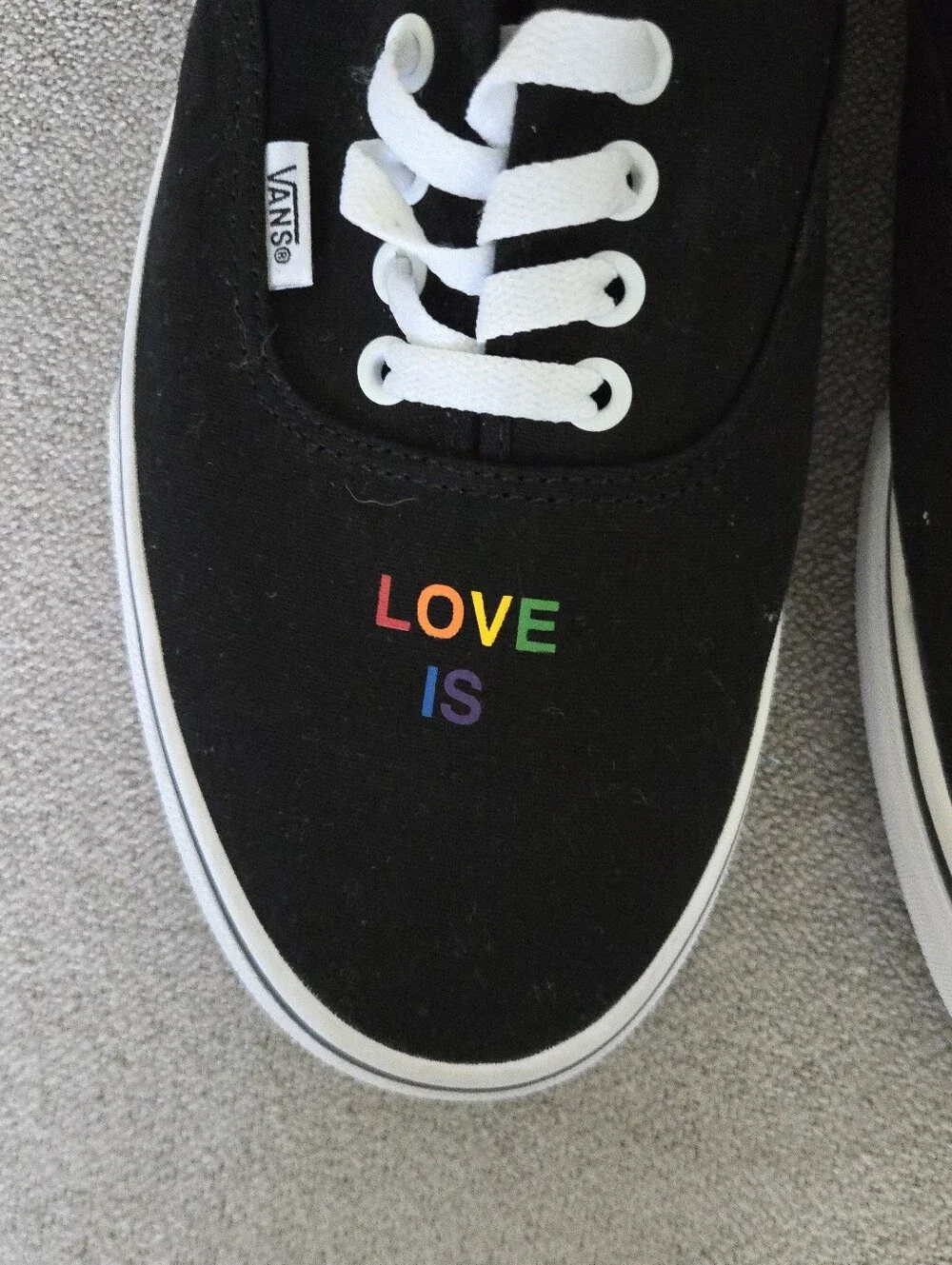 Vans brand bin